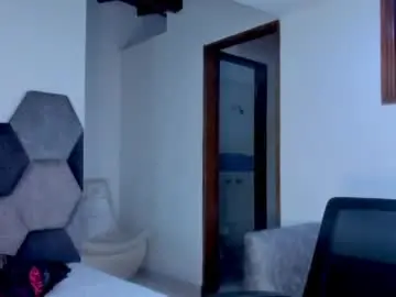 Chaturbate Best live sex cam show of mikaelastonne