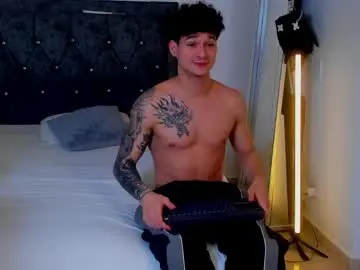 Chaturbate Live Porn of morthy_downey