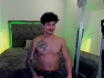 Chaturbate Watch Live Sex Cams of morthy_downey