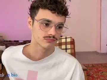 Chaturbate Live Sex Cam of herman_gross