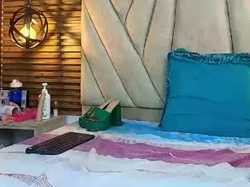 Chaturbate Live Porn of isabella_luxet