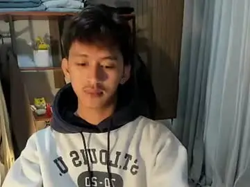 Chaturbate Free Porn Cam of _xxhavefunwithme69_