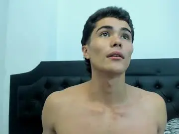 Chaturbate Best live sex cam show of caliboyheat