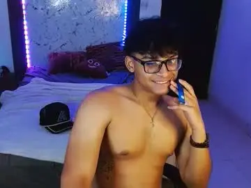 Chaturbate Live Sex of mr_yisuz