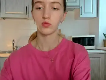 Chaturbate Live Sex Cam of leslie_my_lovee