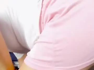 Chaturbate Live Sex Cam of nathalyrae41