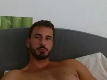 Chaturbate Sex Cam of hornyasfuckk33