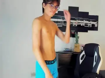 Chaturbate Watch Live Sex Cams of ryan_bronw