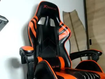 Chaturbate Watch Live Sex Cams of zarco_fit9