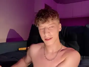 Chaturbate Adult Video Chat of andytwinkkk
