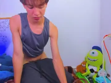 Chaturbate Adult Video Chat of ely_king