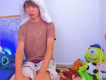 Chaturbate Best live sex cam show of ely_king