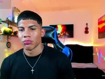 Chaturbate Nude Webcam of damian_latinxxx