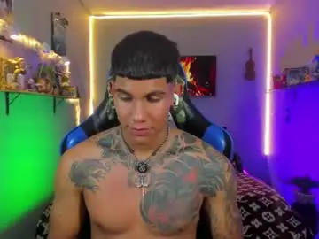 Chaturbate Sex Chat of damian_latinxxx