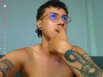 Chaturbate Free Porn Cam of leaneseb