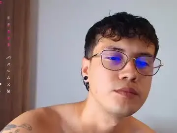 Chaturbate Live Porn of leaneseb