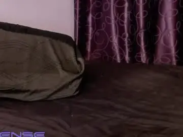 Chaturbate Best live sex cam show of kiabigdick