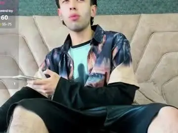 Chaturbate Free Porn Cam of erickblaze_wm