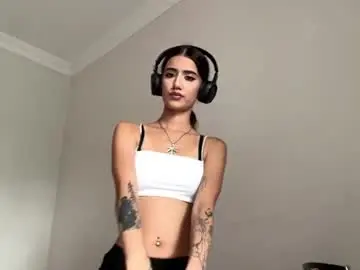 Chaturbate Adult Webcams of yettahagins