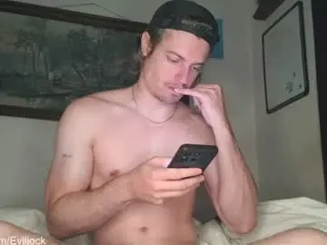 Chaturbate Live Sex Cam of bebexxxdust