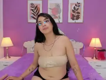 Chaturbate Free Porn Cam of yayaqueen