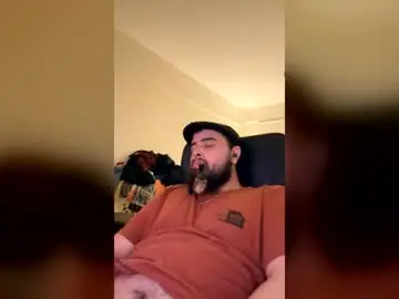Chaturbate Best live sex cam show of beartsmkr