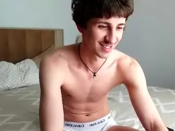 Chaturbate Nude Webcam of oliver_baker