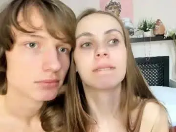 Chaturbate Sex Cam of couplewetlove