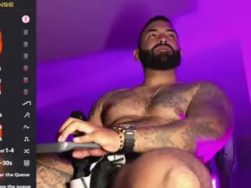 Chaturbate Free Porn Cam of max__prada