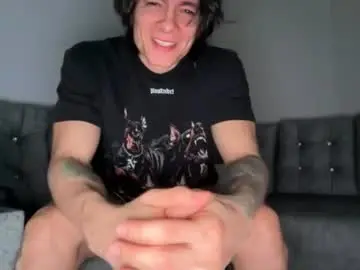 Chaturbate Live Sex Cam of mr_freed