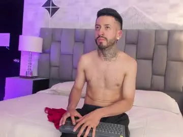 Chaturbate Free Porn Cam of stevenandlaura_