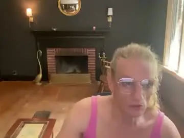 Chaturbate Free Porn Cam of urfemmeaddiction