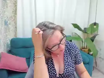 Chaturbate Nude Webcam of lea_fruit