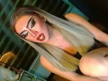 Chaturbate Live Sex of yasii19