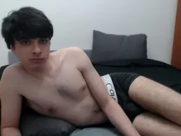 Chaturbate Best live sex cam show of cris_peace