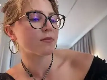 Chaturbate Adult Webcams of girl_next_door19