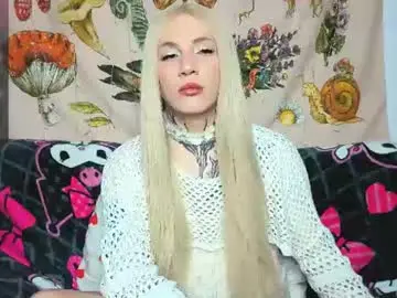 Chaturbate Nude Webcam of mavis_crystal