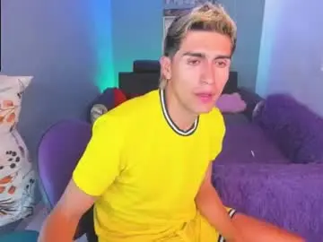 Chaturbate Sex Cam of latin_boysxxx_
