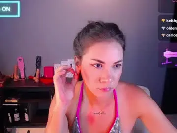 Chaturbate Live Sex Cam of sashaharding1125