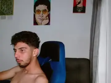 Chaturbate Sex Chat of alejo_hot23