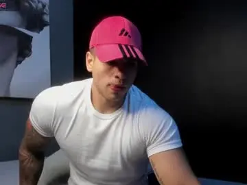 Chaturbate Best live sex cam show of nicolasmuscle