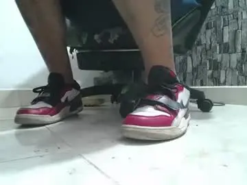 Chaturbate Best Webcam of srfindomfeet_
