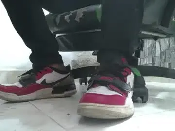 Chaturbate Private Sex Chat of srfindomfeet_