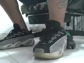 Chaturbate Free Live Porn of srfindomfeet_