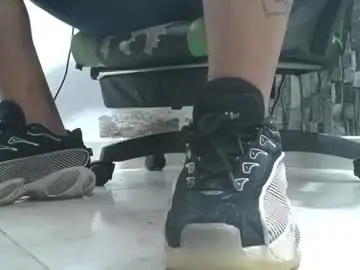 Chaturbate Sex Chat of srfindomfeet_