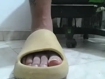 Chaturbate Adult Webcam of srfindomfeet_