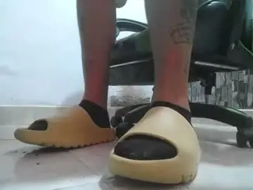 Chaturbate Sex Chat of srfindomfeet_