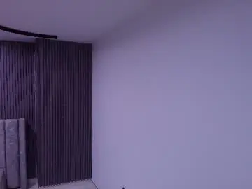 Chaturbate Live Sex of rubi_hops