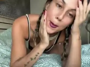 Chaturbate Watch Live Sex Cams of atara25