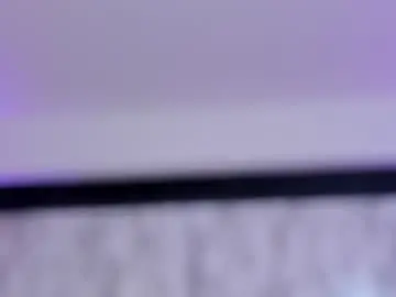 Chaturbate Live Sex Cam of miamontoya